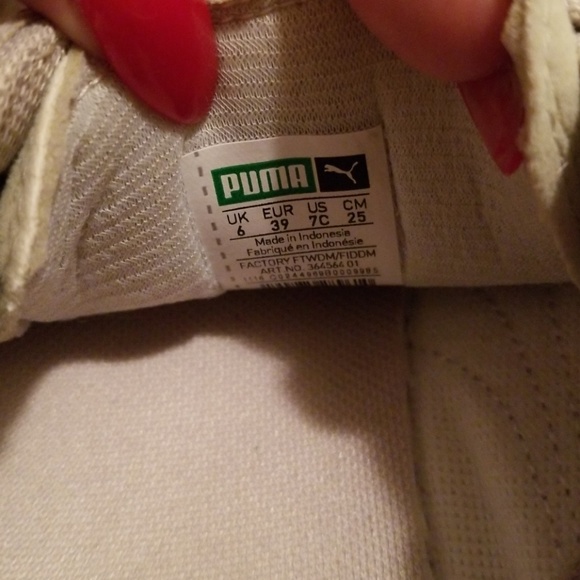 Puma suede shoes - Picture 3 of 8